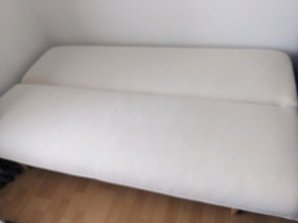 Schlafcouch beige von Mömax in Frankfurt am Main