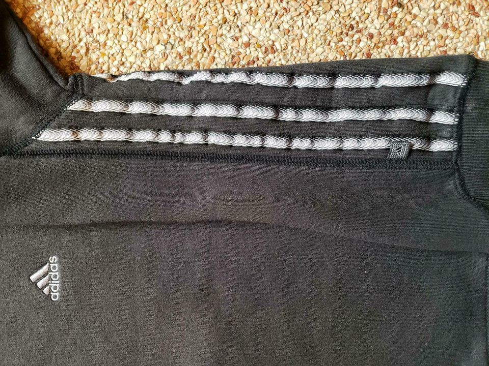Adidas Pullover Gr. 140 Shirt schwarz  - silber in Freisen