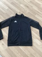 Original Adidas Jacke trainingsjacke wie neu 164 Mädchen junge München - Milbertshofen - Am Hart Vorschau