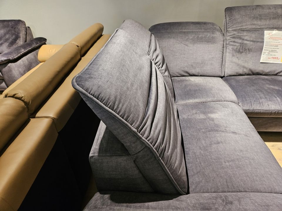 NEU Wohnlandschaft Couch Sofa 5x Kopfteilverstellung Staukasten % in Südlohn