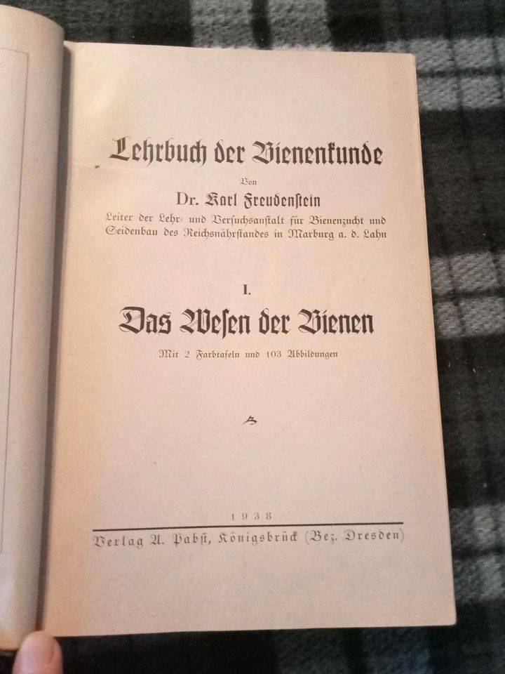 Imkerbuch.Lehrbuch der Bienenkunde. Dr. Karl Freudenstein.1938 . in Doberlug-Kirchhain