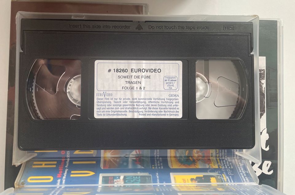 So weit die Füße tragen VHS Sammelschuber in Bördeland