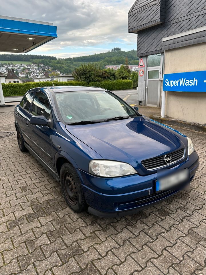 Opel Astra 1.2L in Meschede