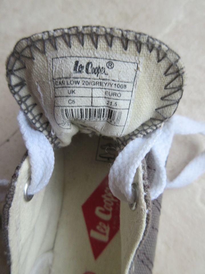 Lee Cooper Sneakers Turnschuh Original UK Gr. 21,5 for next angel in Nörvenich