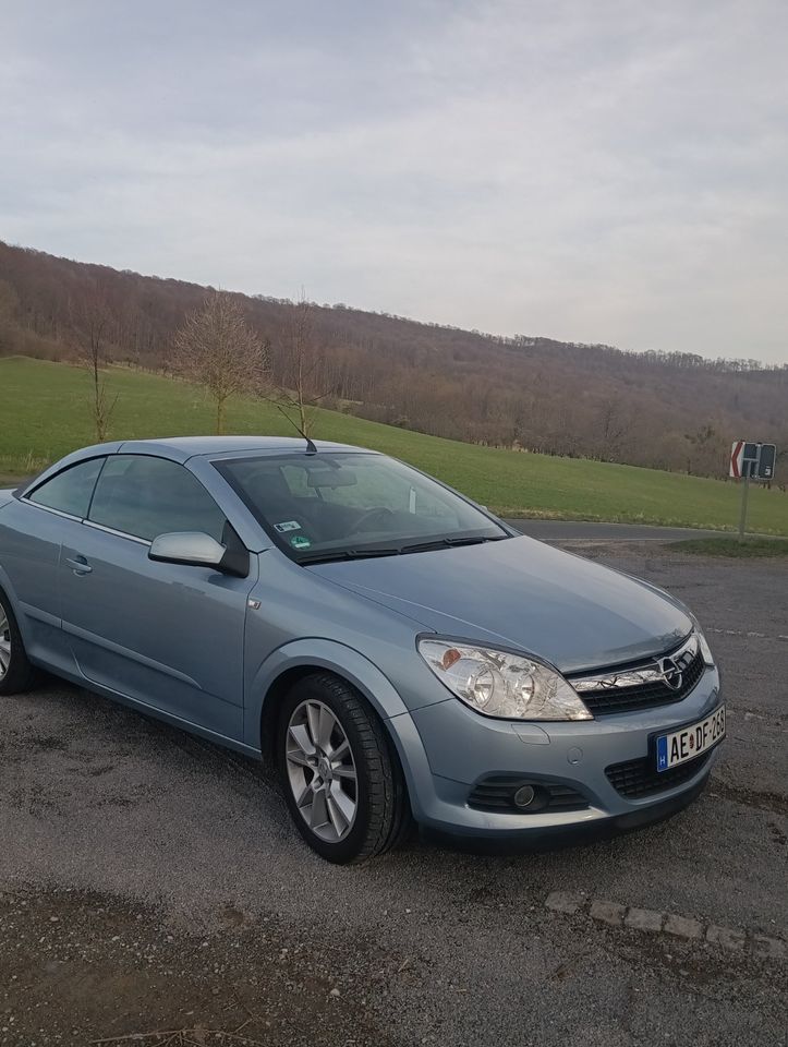 Opel Astra H TT Cabrio 87.800km Automatik AHK Klima Tempomat in Dingelstädt