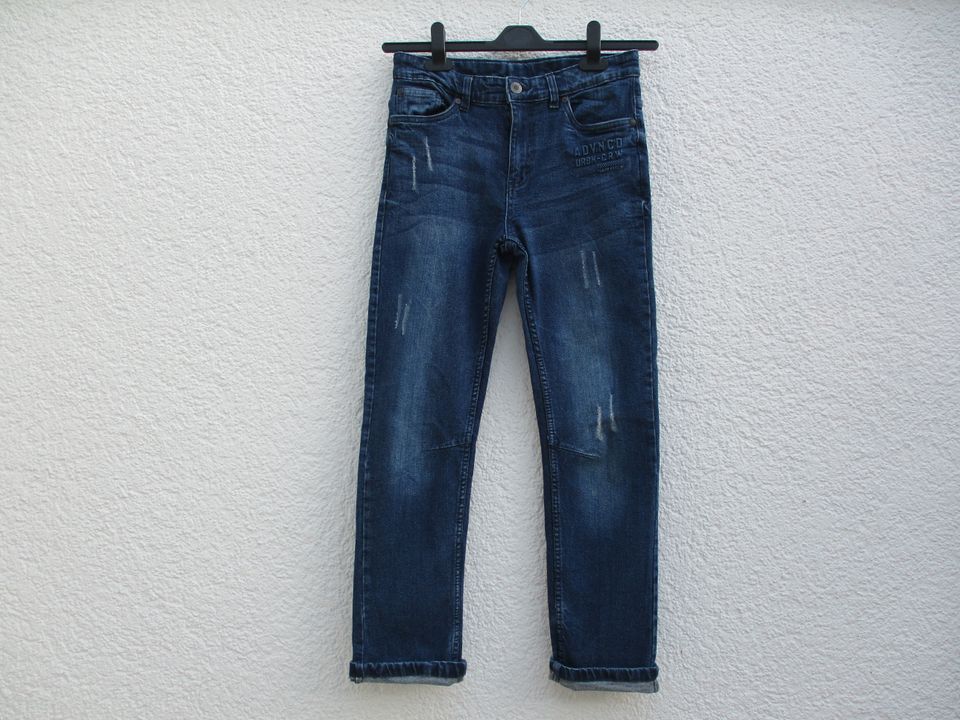 Y.F.K. Hose Jeans dunkelblau verstellbarer Bund Junge 152 in Ravensburg