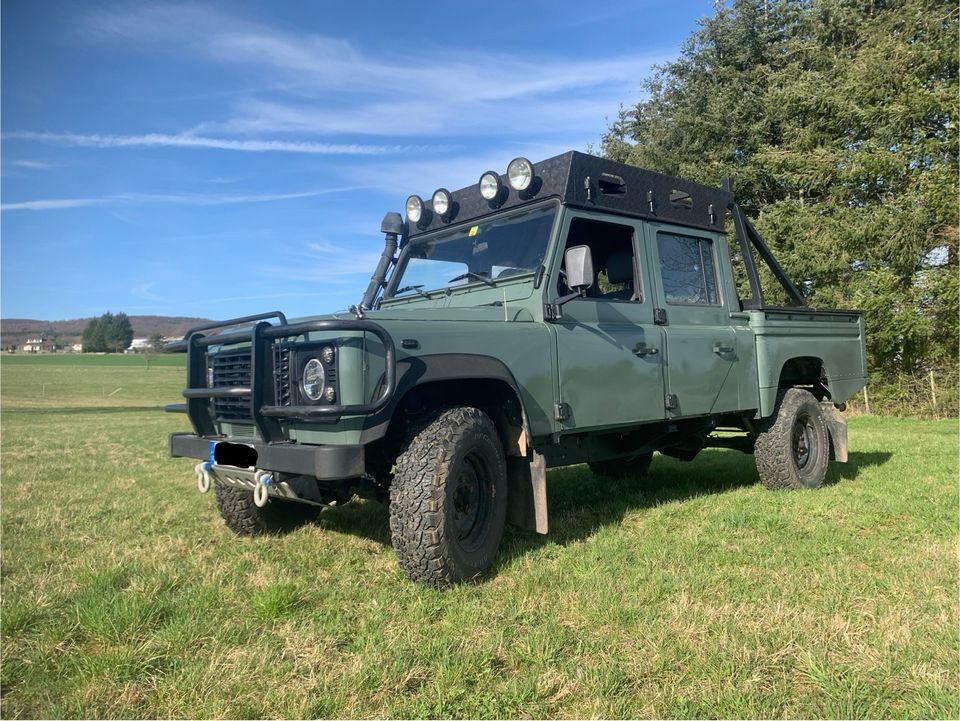 Land Rover Defender 130 Td 5 Pickup Landrover Restauriert in Gau-Algesheim