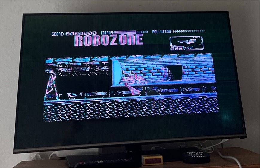 Robozone - Spiel mit Anleitung für den Commodore C64/128 in Altenkirchen