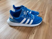 Adidas Sneakers blau Sportschuhe Hallenschuhe Gr.40 2/3 Baden-Württemberg - Heidelberg Vorschau
