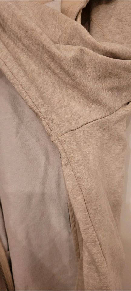 Neuwertiger kaputzen pullover beige gr l 42 c&a in Grasdorf