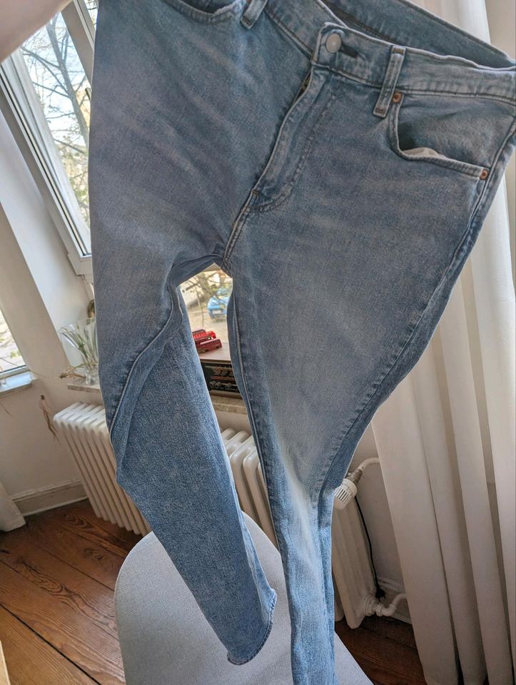 Levi's 510 Skinny 34/34 hellblau Big Tag in Kiel