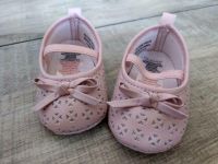 Neuwertige Babyschuhe Mädchen Ballerinas 6-9 Monate Baden-Württemberg - Ettenheim Vorschau