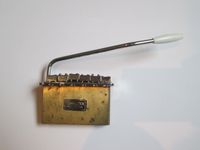 Schecter van Nuys - Tremolo Bridge Brass Block USA vintage 70s Nordrhein-Westfalen - Herne Vorschau