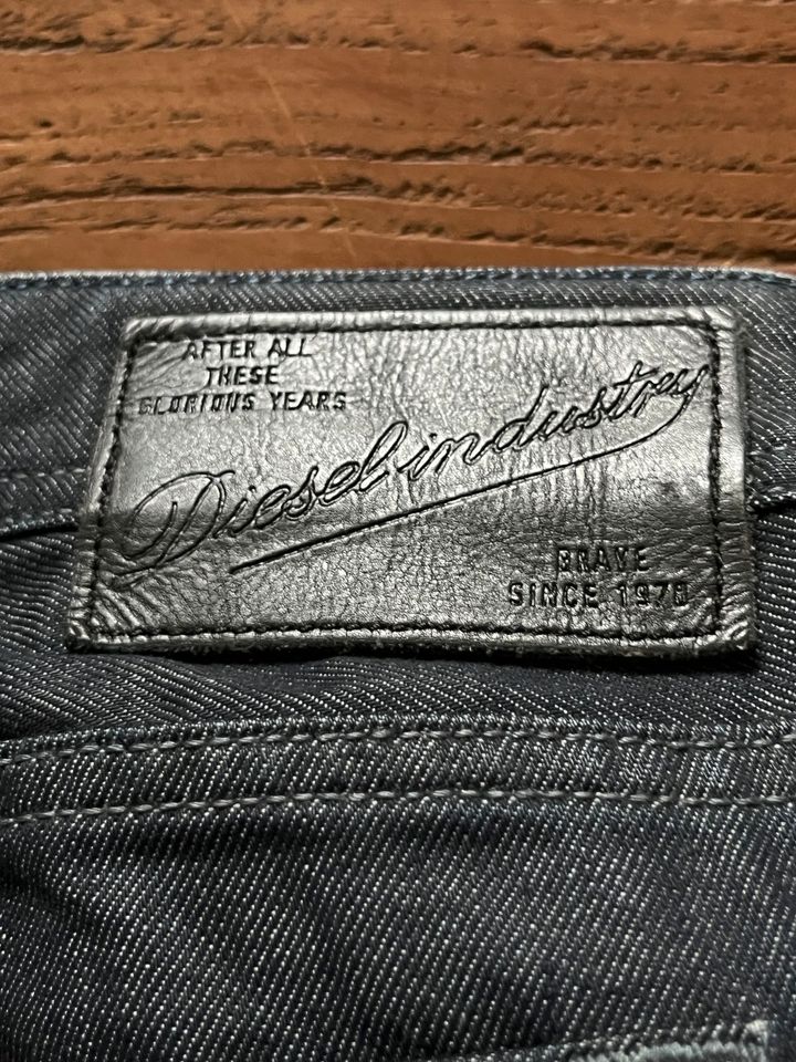 Diesel Jeans ZATINY Gr.36 in Köln