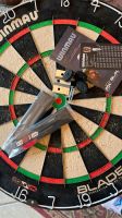 Winmau Blade 6 Dartboard mit 6 Winmau Pfeilen Schleswig-Holstein - Fuhlendorf Vorschau