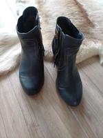 Stiefeletten Mustang Gr.39 Baden-Württemberg - Muggensturm Vorschau