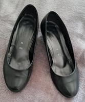 Pumps schwarz Gr. 5 1/2 Aubing-Lochhausen-Langwied - Aubing Vorschau