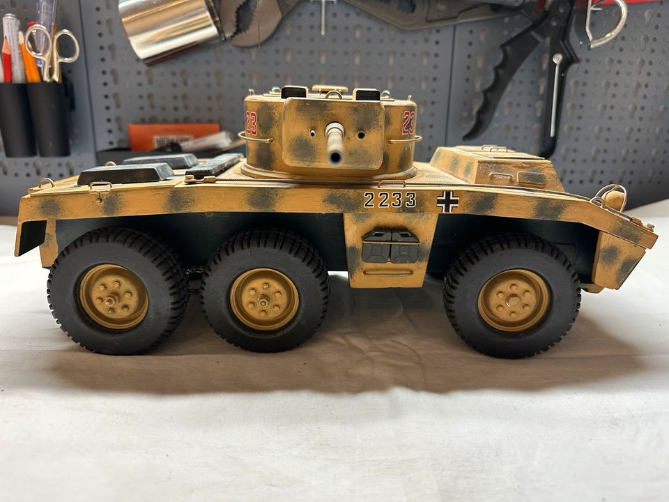 RC Panzerspähwagen Radpanzer Wehrmacht US Army Ford M8 Modell in München