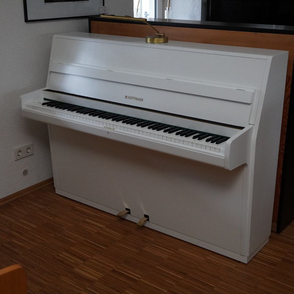 Klavier W. Hoffmann weiß Renner Piano mit Garantie in Eschach (bei Schwäbisch Gmünd)