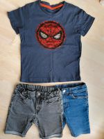 Pailletten Tshirt Spiderman & 2 x Jeans Shorts H&M 104 110 Bayern - Donauwörth Vorschau