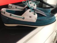 Tommy Hilfiger Segelboot Schuhe in 45 Neu und Original Baden-Württemberg - Baden-Baden Vorschau
