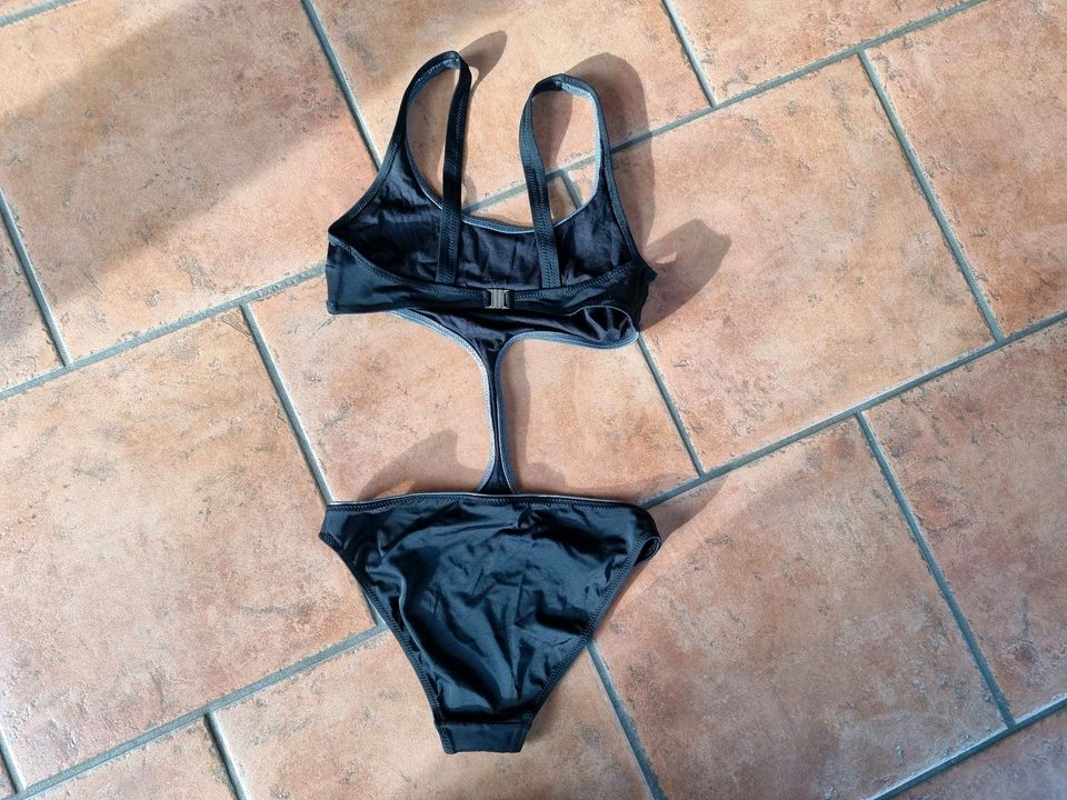Bikini Minulolo 36 schwarz silber Badeanzug freizügig Bade Strand in Wittorf