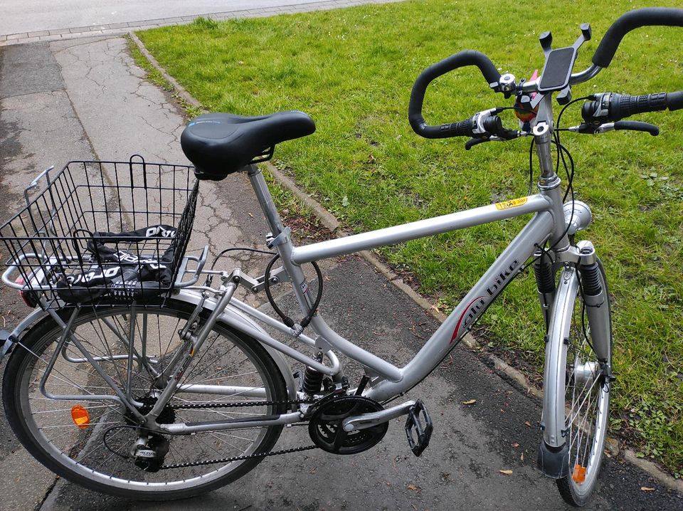 Fahrrad Herrenrad günstig mit neuen Teilen in Gladbeck