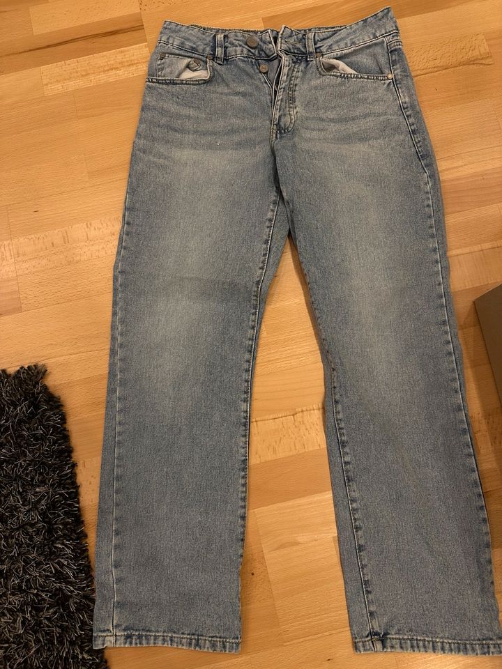 Jeans Blau Zara H&M Bohooman Größe W28 L30 Wie 176 in Hannover