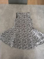 Sommerkleid blumenprint weiß schwarz 104 Niedersachsen - Sarstedt Vorschau