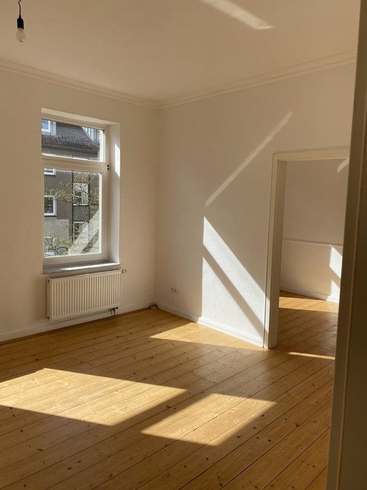 Reserviert - Helle 4-Zimmer-Altbauwohnung im Herzen von Harburg - courtagefrei in Hamburg