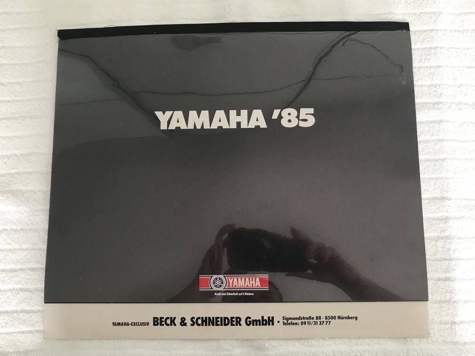 Motorsport Kalender Yamaha 1985 / 40x32 cm in Lichtenau