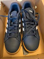 Adidas Turnschuhe 39-39,5 Nordrhein-Westfalen - Jülich Vorschau