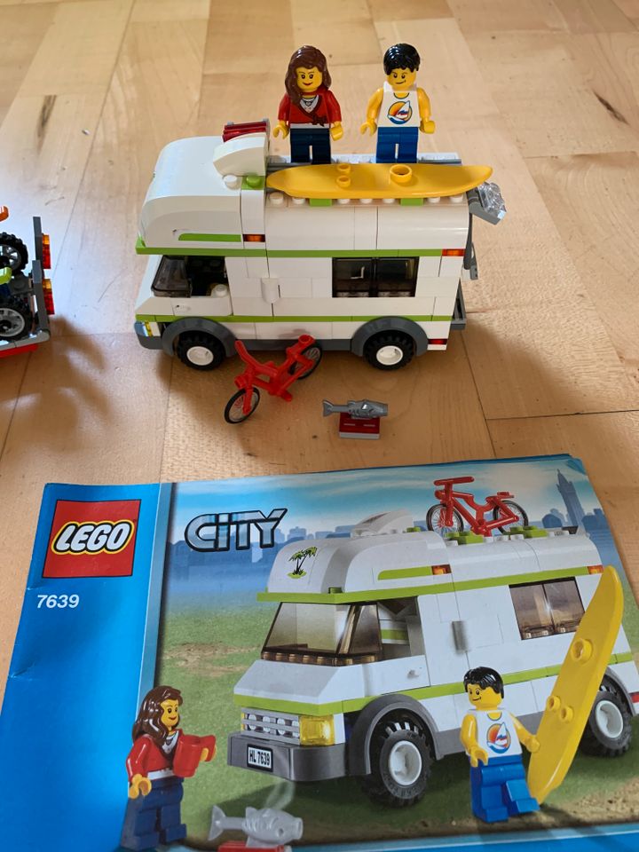 Lego City Wohnmobil (Art.7639) und viele Bausätze 70% unter NP ! in Aachen