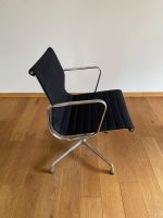 Vitra Eames 107 Stühle !nicht drehbar! München - Schwabing-Freimann Vorschau