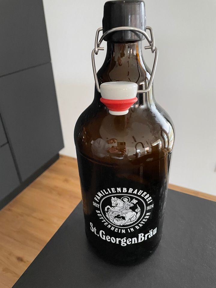 Bierflasche, groß | Sammlung | Brauerei | Bierbrauen in Höchstadt