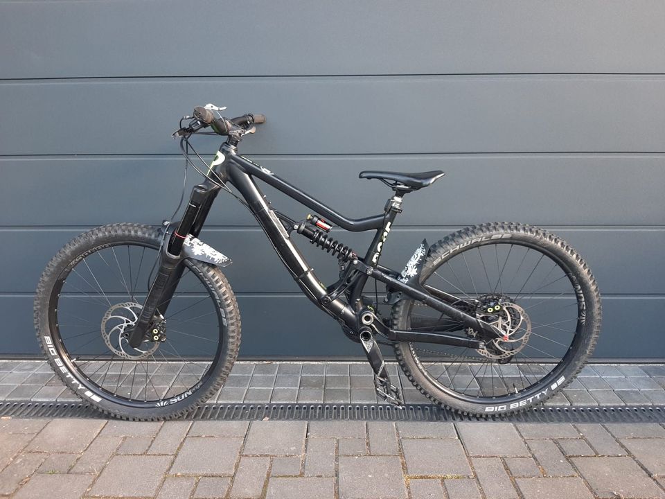 Rose Soulfire1 Mountainbike Fully/ AL 27,5"/GR S /schwarz-wie Neu in Peißen