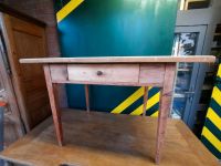 Antik Weichholz Tisch Küchentisch Schreibtisch Alt Leder Massiv Hessen - Groß-Gerau Vorschau