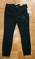 Schwarze Stoffhose Gr. 44 NEU Bayern - Bayreuth Vorschau
