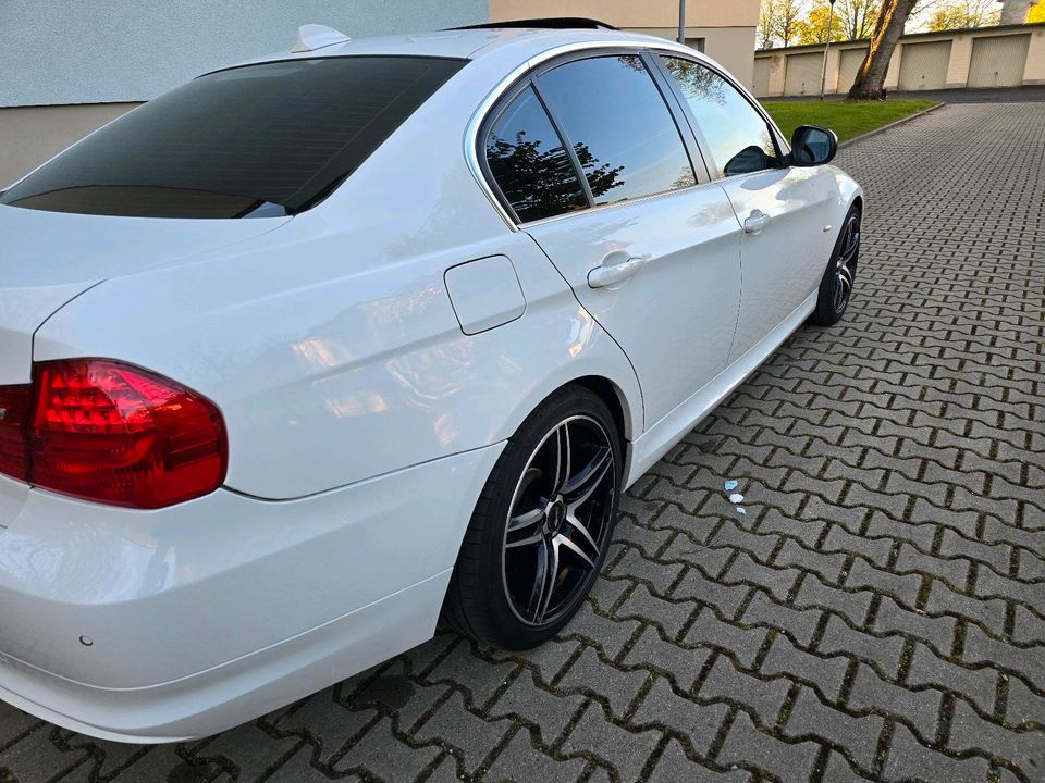 Bmw 325d Mit Hagelschaden in Kassel