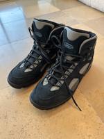 Lowa Tracking Schuhe Wanderstiefel Boots 41 Hannover - Kirchrode-Bemerode-Wülferode Vorschau