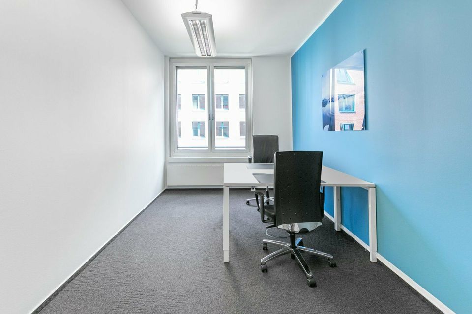 Privater Büroraum für 1 Person in Regus Am Potsdamer Platz in Berlin