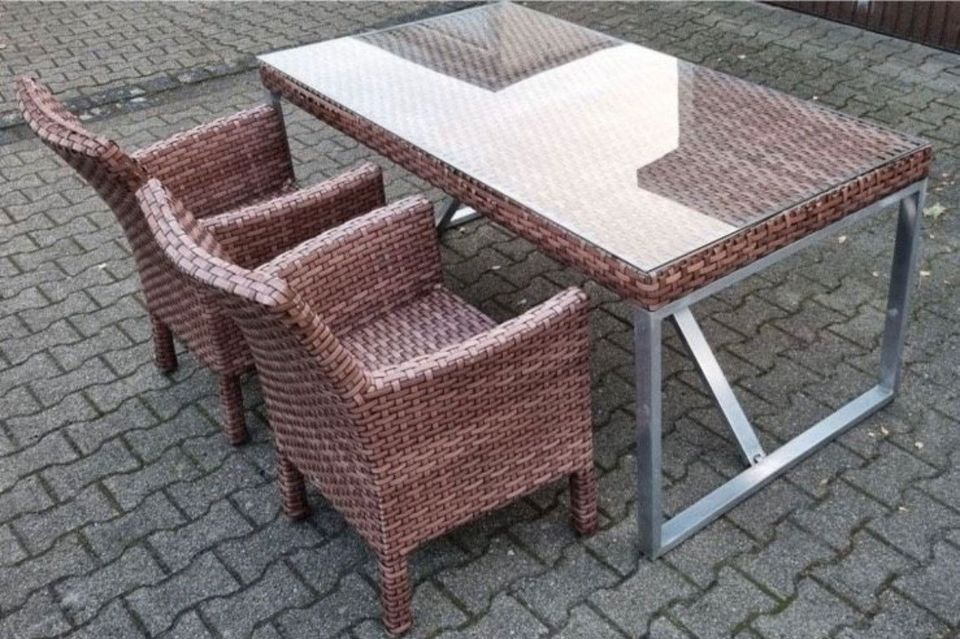 Designer Gartenmöbel/Terassenmöbel/Tisch in Rattanoptik von MBM in Gladbeck
