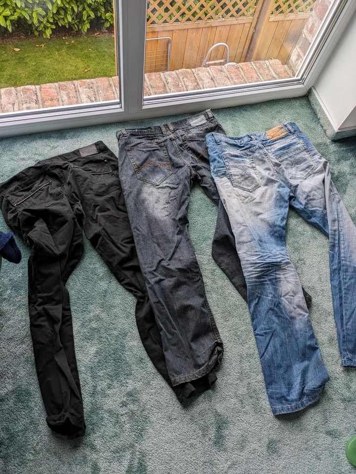 Herren Jeans Hosen in Twistringen