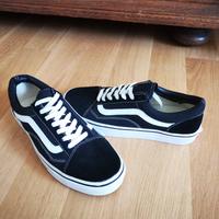 Vans Old Skool Sneaker | Schwarz Weiß | EU44 US 10.5 | Neu Hessen - Kelkheim Vorschau