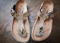 Sandalen Pantoletten ARIZONA Barfuß Schuhe Fußbett Gr.36 NEU Rheinland-Pfalz - Fachingen Vorschau