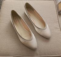 Rainbow Brautschuhe Ivory Satin Größe 39.5 Niedersachsen - Lehrte Vorschau
