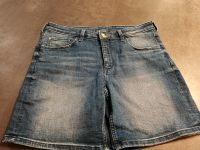 Mädchen Jeans Shorts Gr. 170 Düsseldorf - Flingern Nord Vorschau