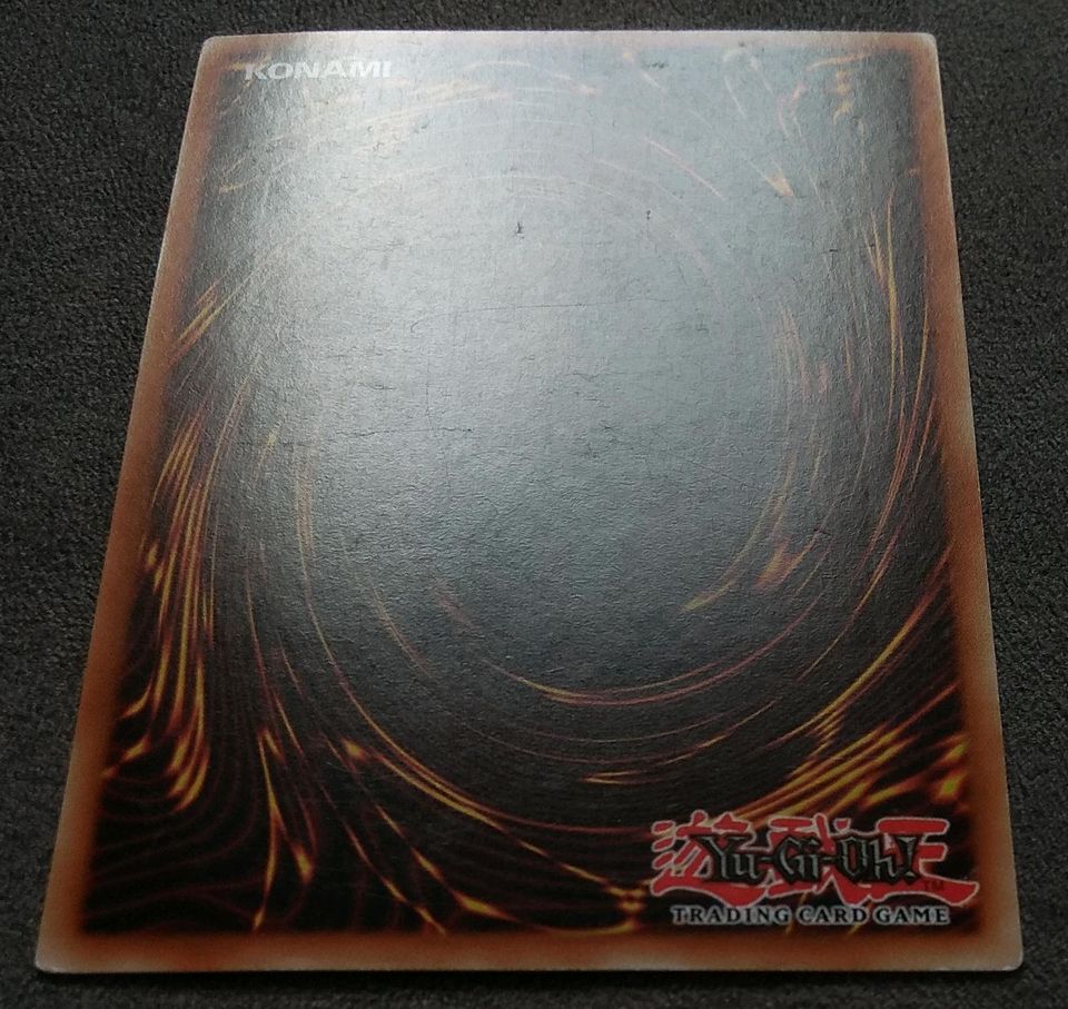 Yugioh Karte Verlockung der Finsternis Ultimate Rare 2x in Untersiemau