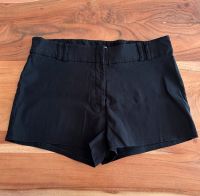 Shorts schwarz Damen Shorts kurz enge Shorts greenvillage S M Baden-Württemberg - Ammerbuch Vorschau