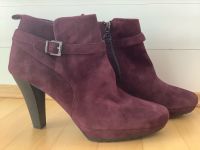 Wildleder-Ankle Boots von Gerry Weber bordeauxrot Größe 41 NEU Neuhausen-Nymphenburg - Neuhausen Vorschau